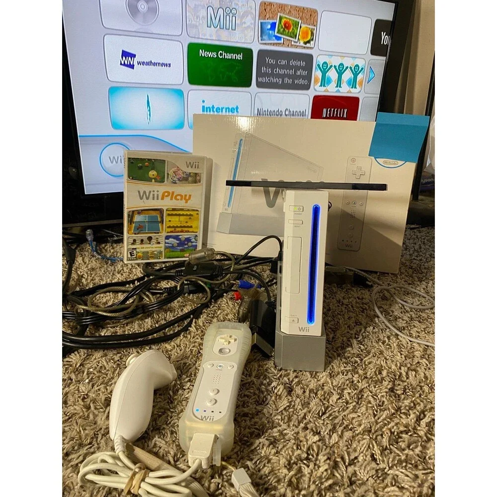 Nintendo Wii Console White Complete In BOX Plays GameCube Tested Authentic BOXED